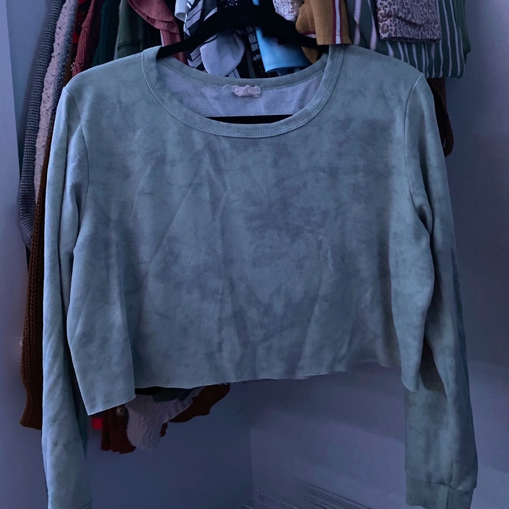 cropped crew neck sweatshirt